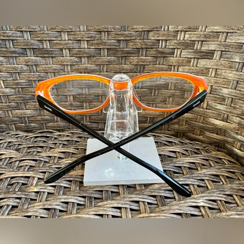 SWISS SWW-14-07 Designed in Palm Springs Red/Orange 52-17-140 Cat Eye Shape